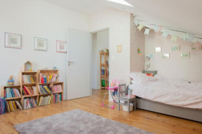 Gorgeous town house with a private garden